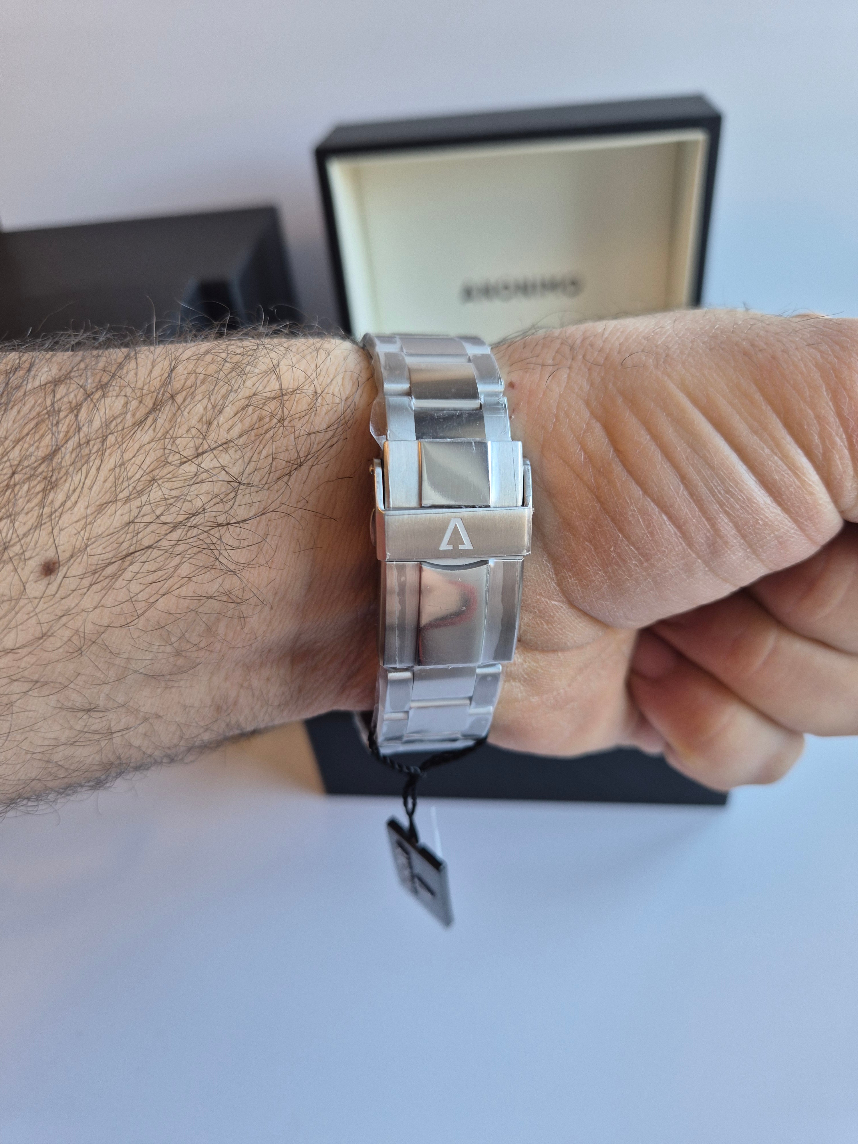 Anonimo Nautilo Vintage 42 Automatico
Orologio da uomo  AM-5019.09.101.M01